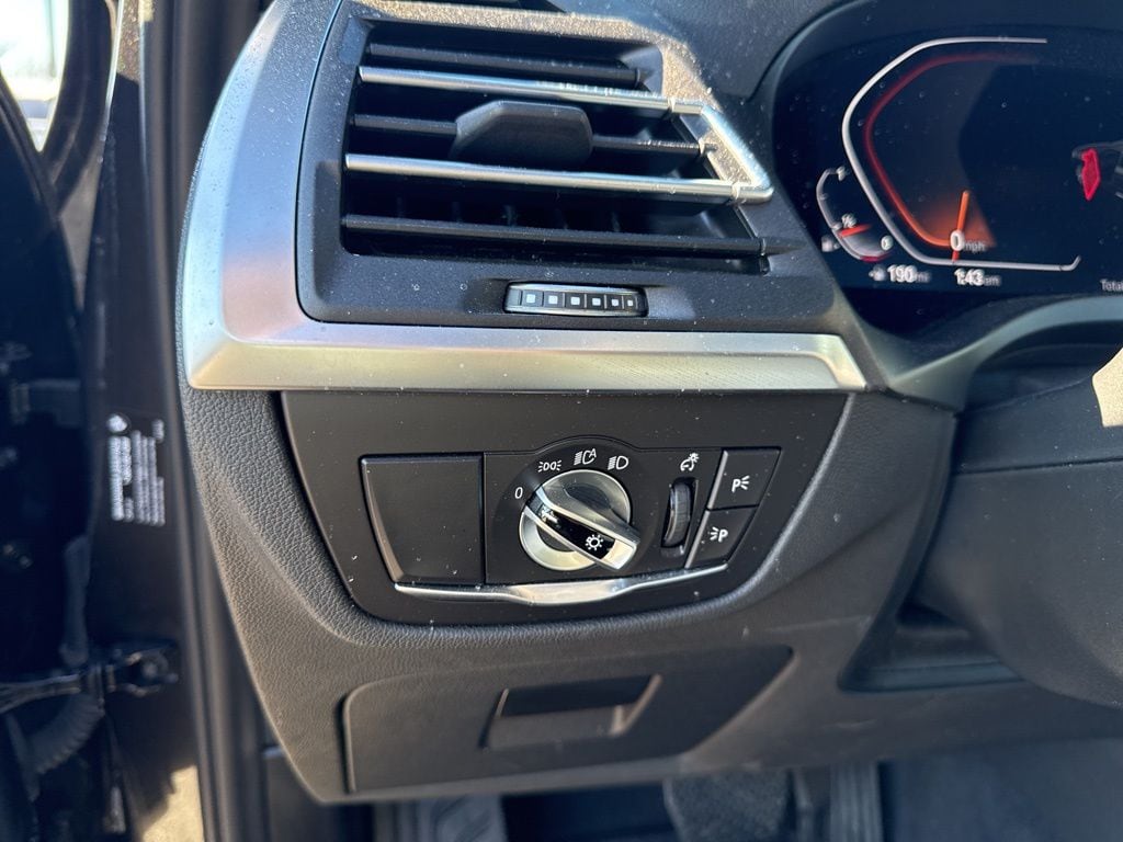 2023 BMW X4 30i - Photo 16