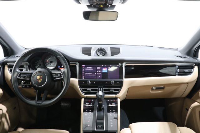 2023 Porsche Macan S - Photo 11