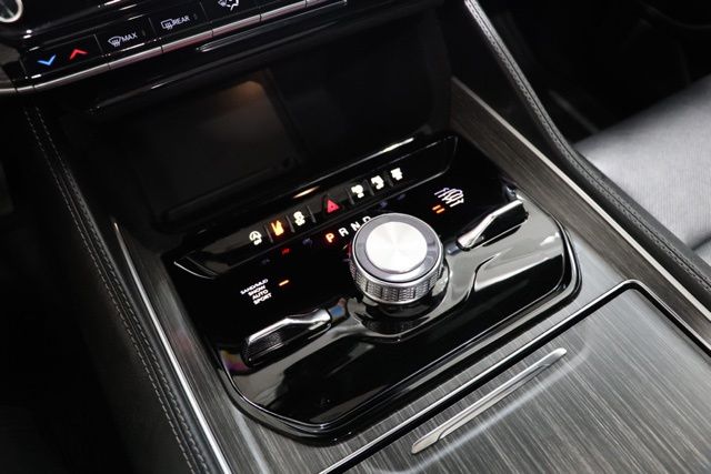 2024 Jeep Wagoneer Series III - Photo 31