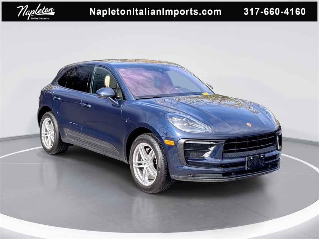 2022 Porsche Macan Base