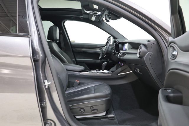 2023 Alfa Romeo Stelvio Ti - Photo 36