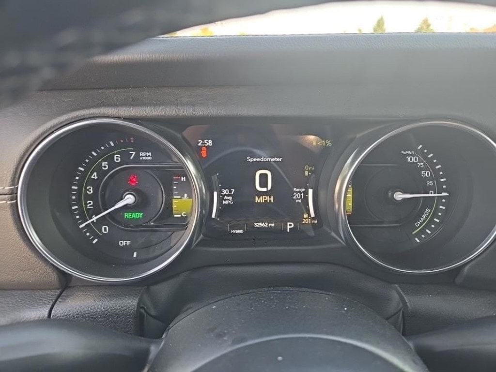 2023 Jeep Wrangler Sahara 4xe photo 3