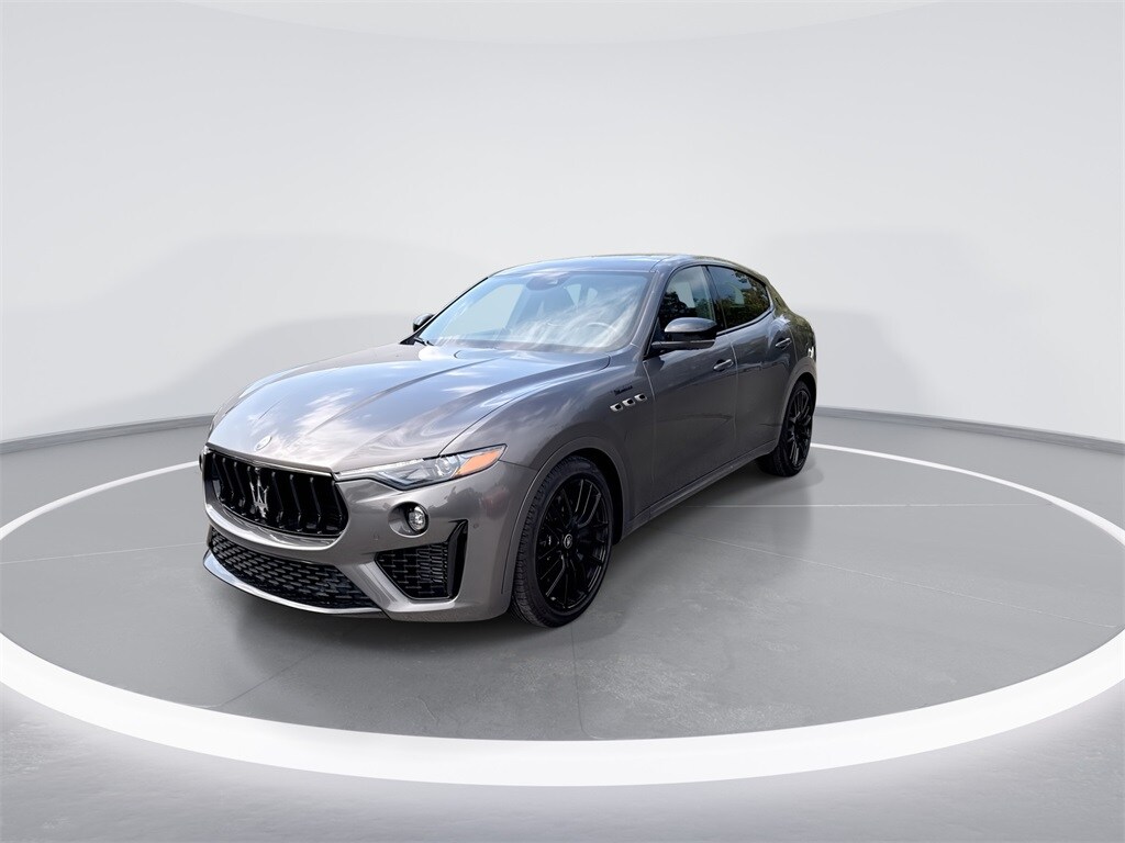 2024 Maserati Levante Modena photo 3