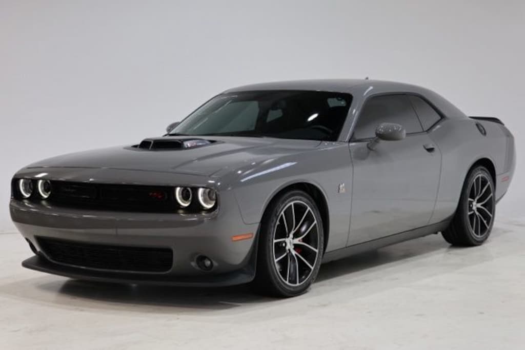 Used 2018 Dodge Challenger R/T Coupe
