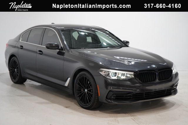 2019 BMW 5 Series 540i xDrive Sedan's photo