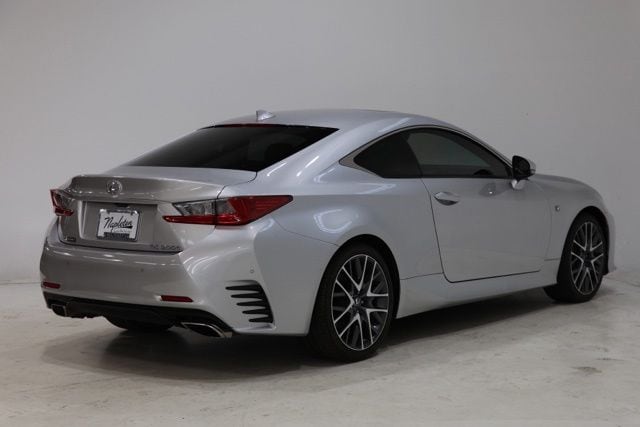 2016 Lexus RC 200t - Photo 7