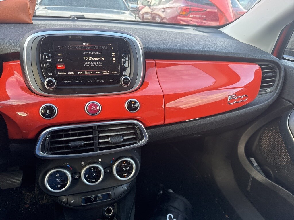 2016 Fiat 500X Lounge photo 2