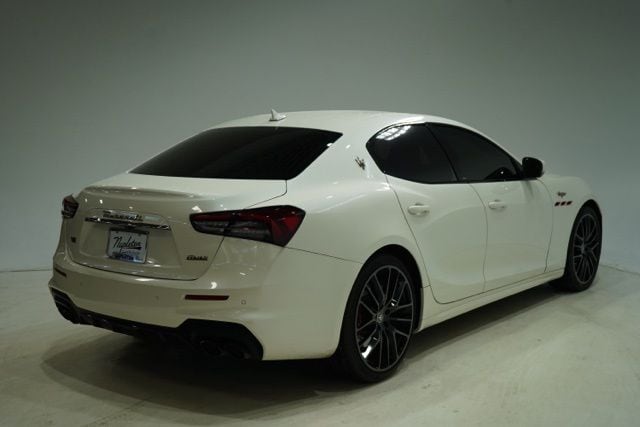 2022 Maserati Ghibli Trofeo - Photo 7