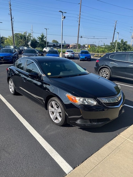 2014 Acura ILX 2.0L (A5) Sedan