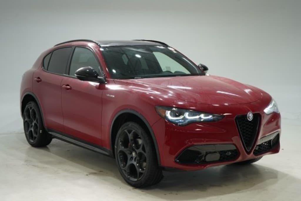 New 2025 Alfa Romeo Stelvio AWD Sport Utility