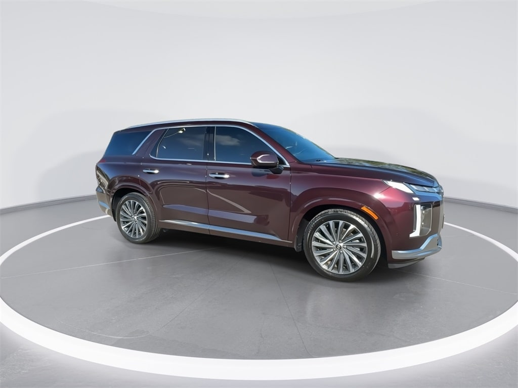 Used 2023 Hyundai Palisade Calligraphy with VIN KM8R7DGE3PU528173 for sale in Indianapolis, IN