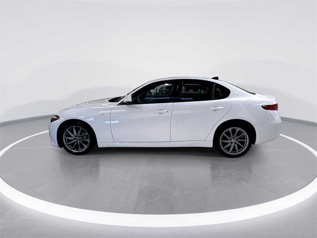 Used 2022 Alfa Romeo Giulia Ti Sedan