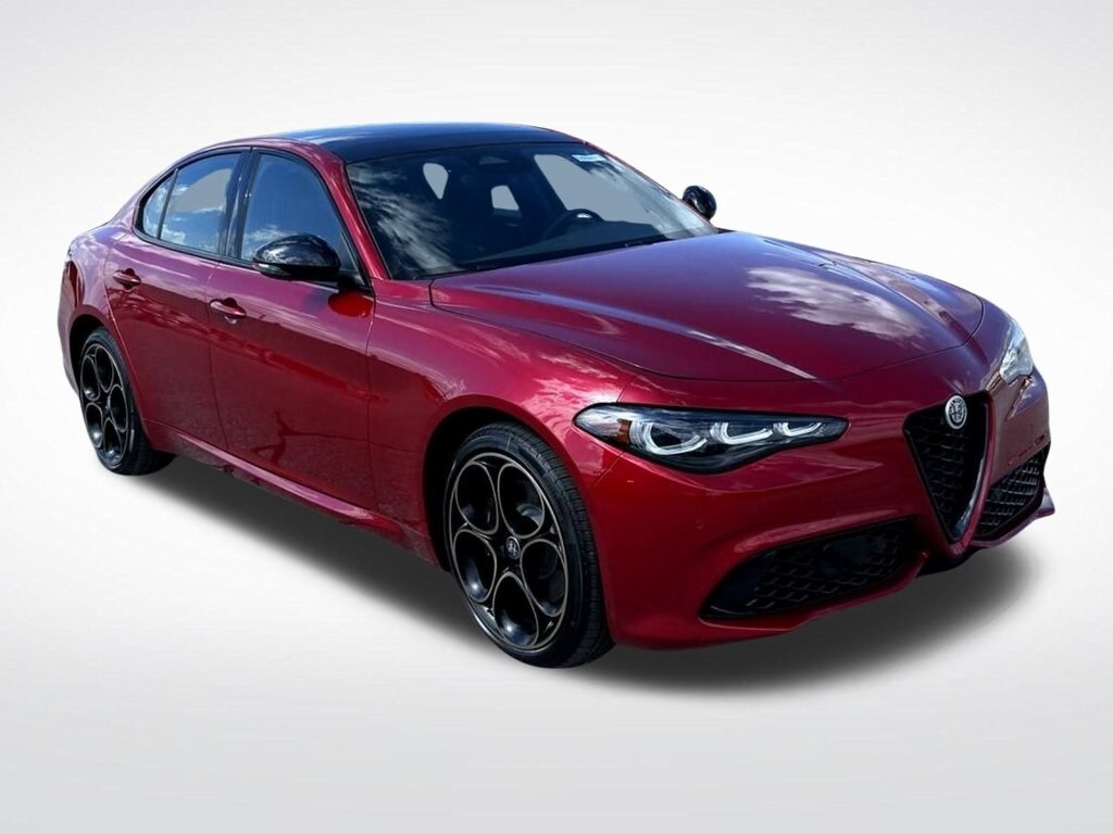 2025 Alfa Romeo Giulia SPRINT photo 3
