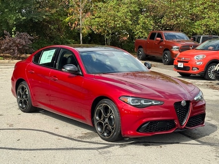 2025 Alfa Romeo Giulia INTENSA AWD Sedan
