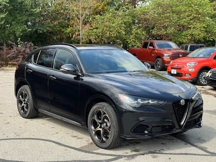 2025 Alfa Romeo Stelvio INTENSA AWD SUV