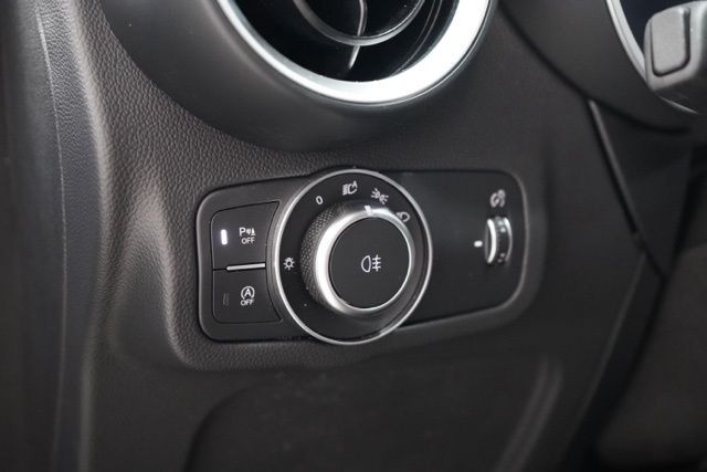2025 Alfa Romeo Stelvio Base - Photo 18