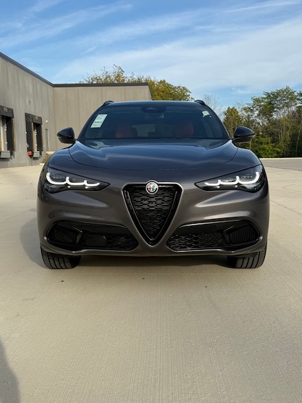 2025 Alfa Romeo Stelvio AWD Sport Utility