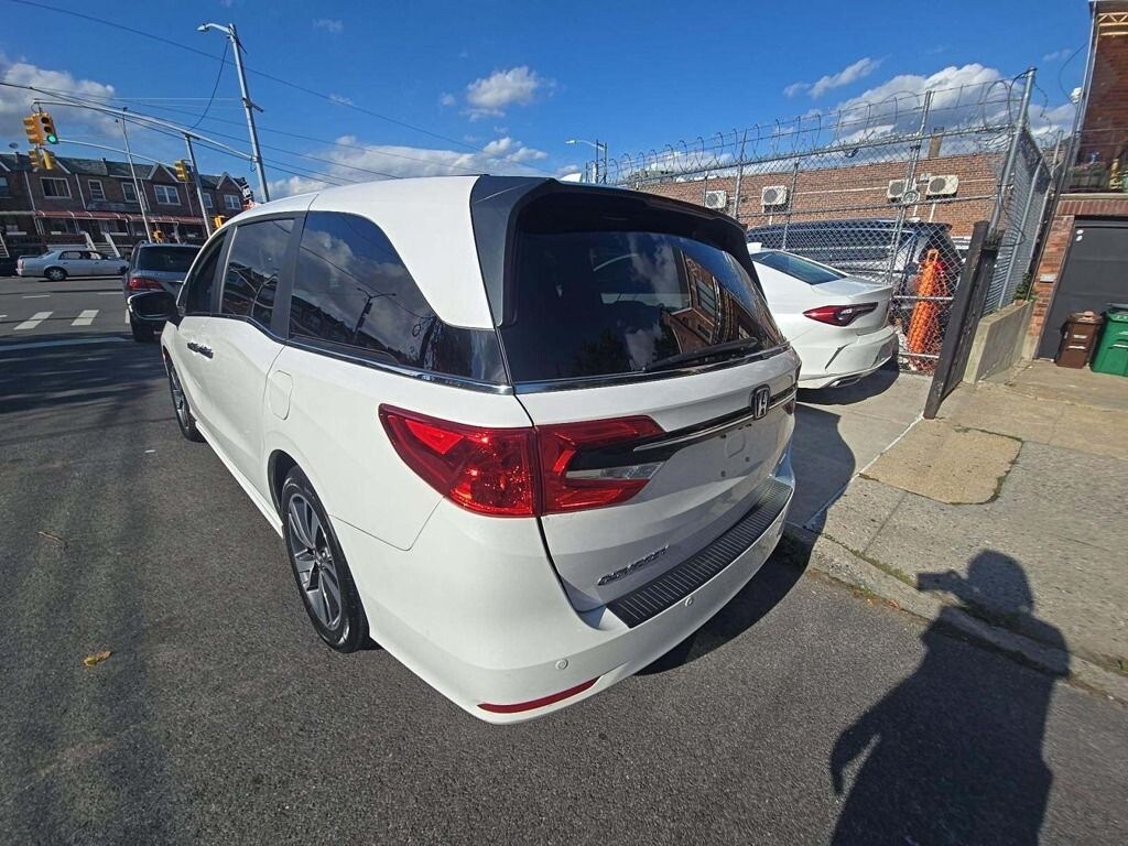 Used 2024 Honda Odyssey Touring Van