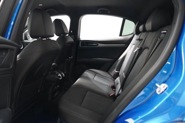 2025 Alfa Romeo Stelvio Base - Photo 29