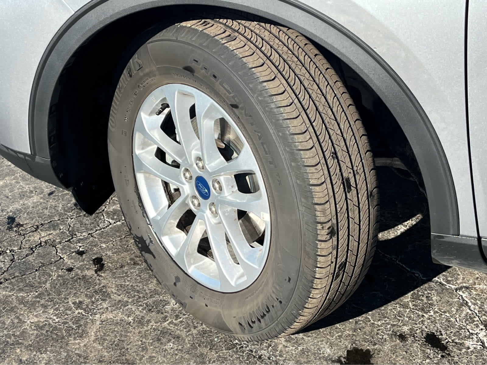 2022 Ford Escape SE photo 2