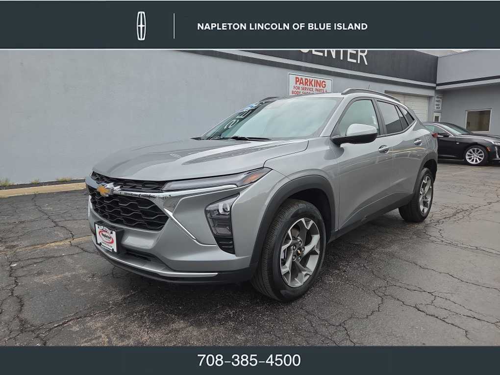 2025 Chevrolet Trax LT's photo