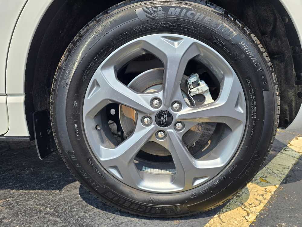 2024 Ford Escape ST-Line photo 4