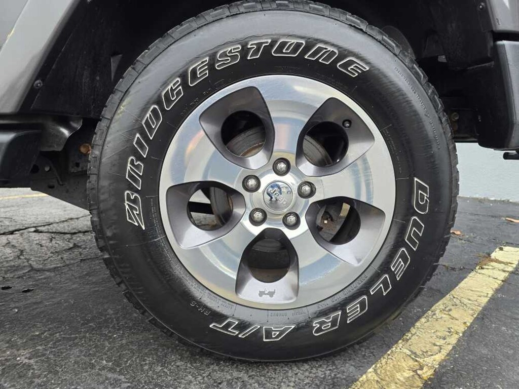 Used 2016 Jeep Wrangler Unlimited Sahara 4WD