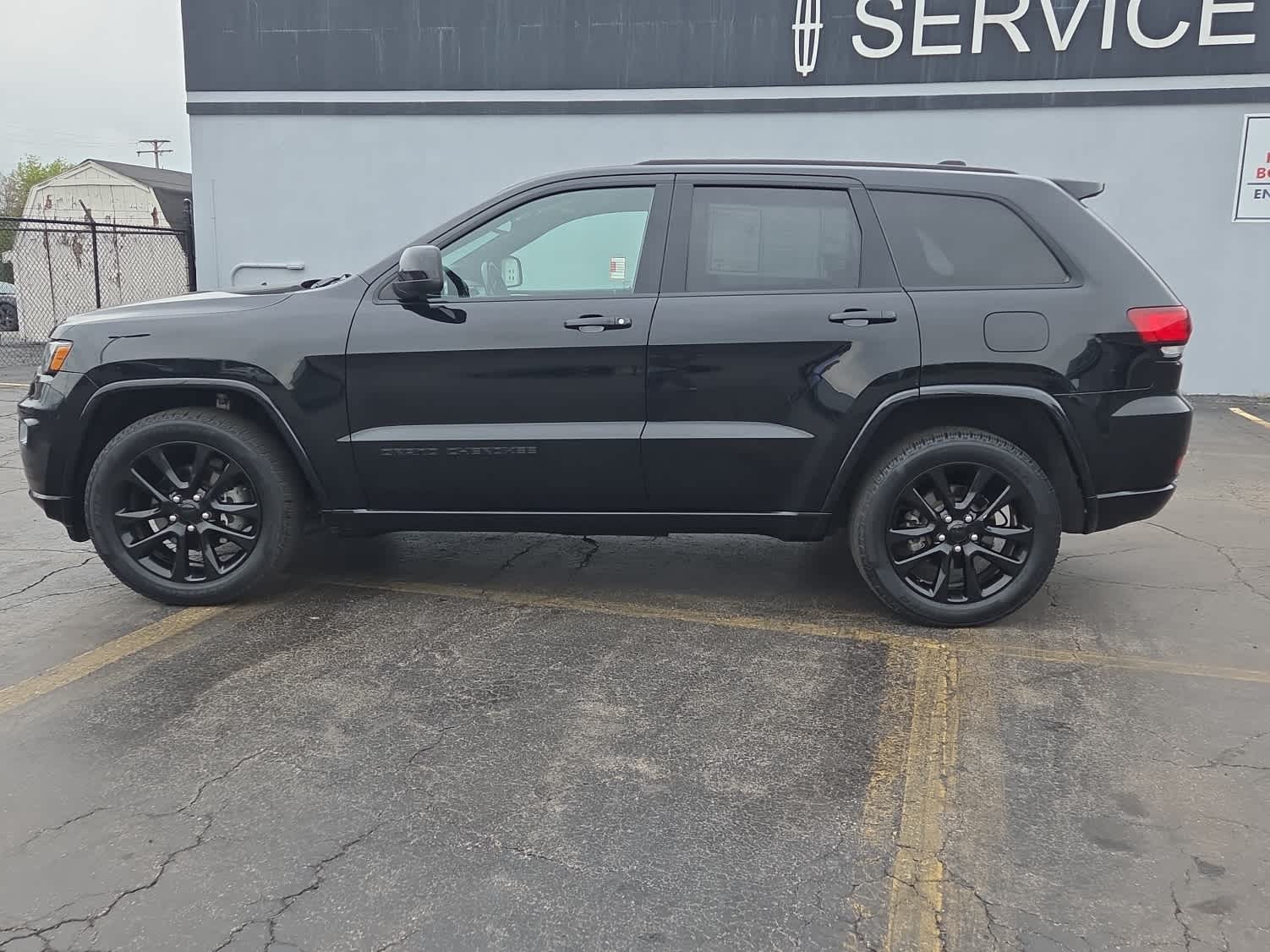 2020 Jeep Grand Cherokee Altitude - Photo 8