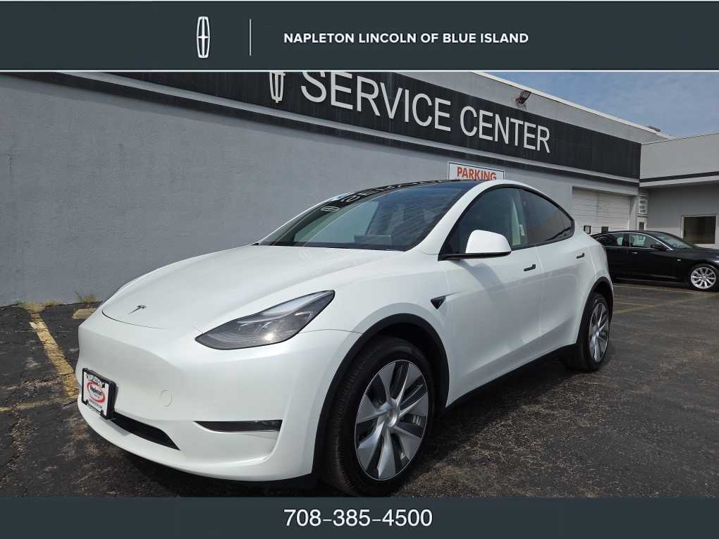 2024 Tesla Model Y Long Range Dual Motor All-Wheel Drive's photo