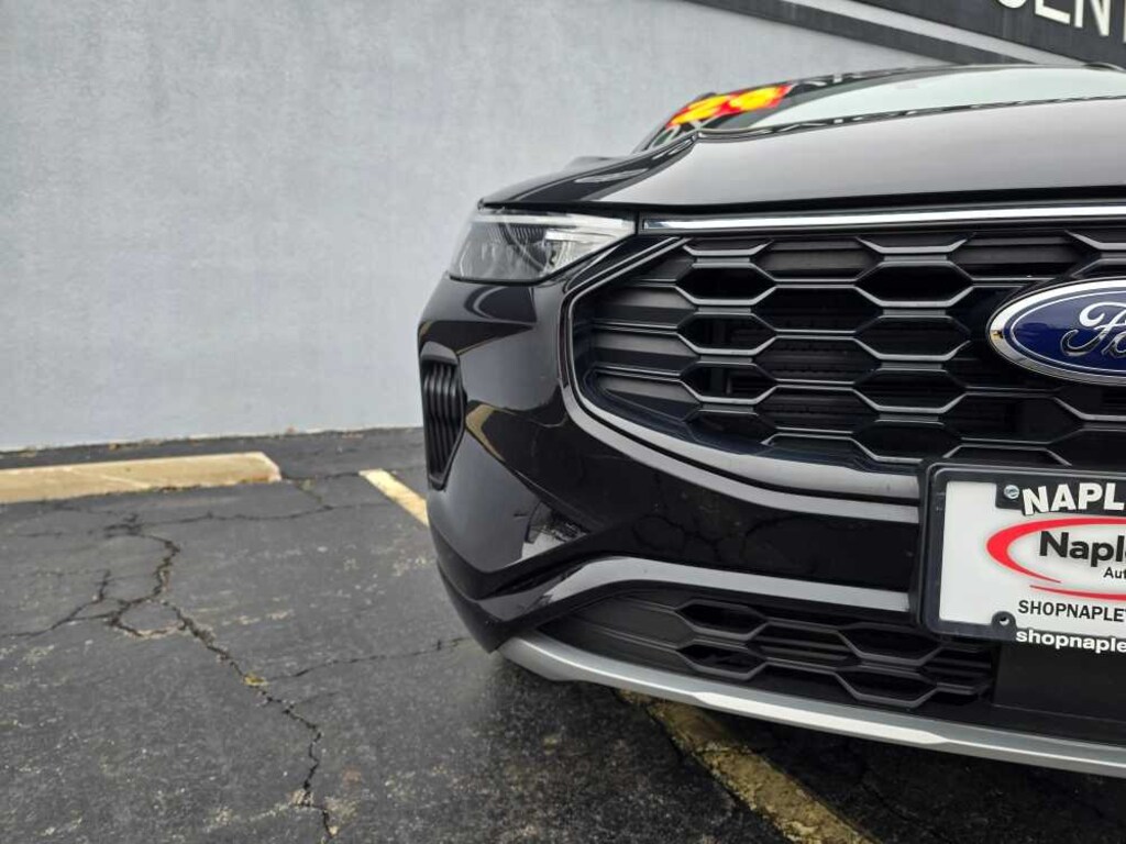 Used 2024 Ford Escape ST-Line AWD