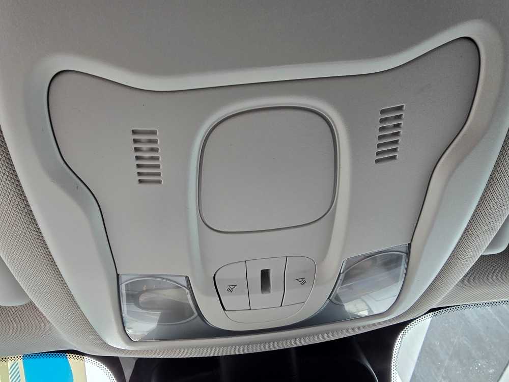 2019 Jeep Renegade Latitude - Photo 18