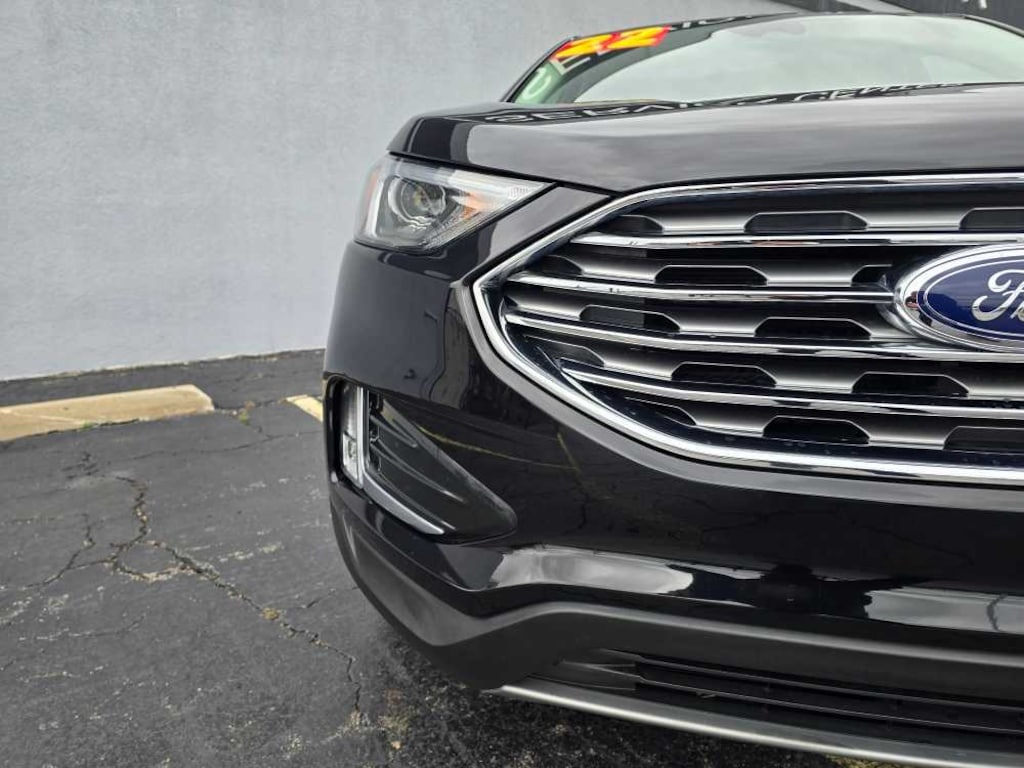 Used 2022 Ford Edge SEL AWD