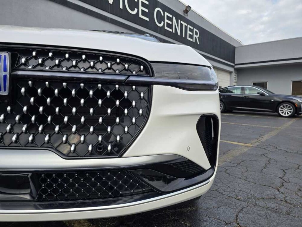 Used 2024 Lincoln Nautilus Reserve AWD