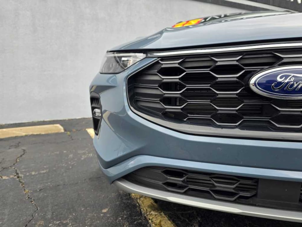 Used 2023 Ford Escape ST-Line Select AWD