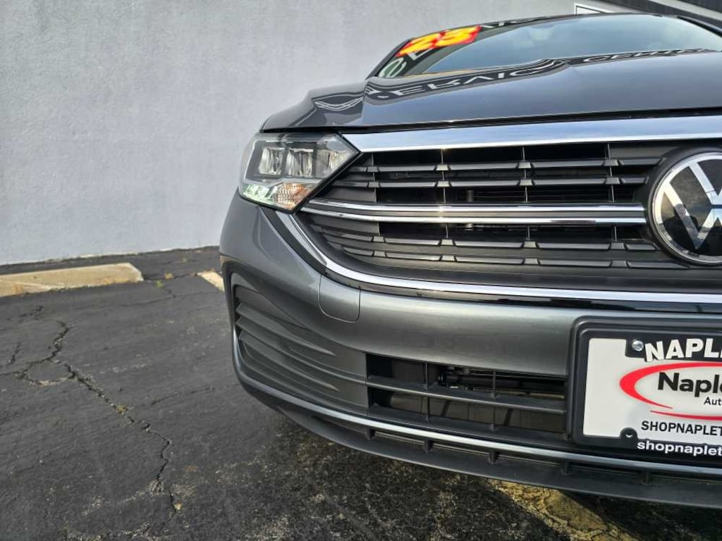 Used 2023 Volkswagen Jetta S Auto