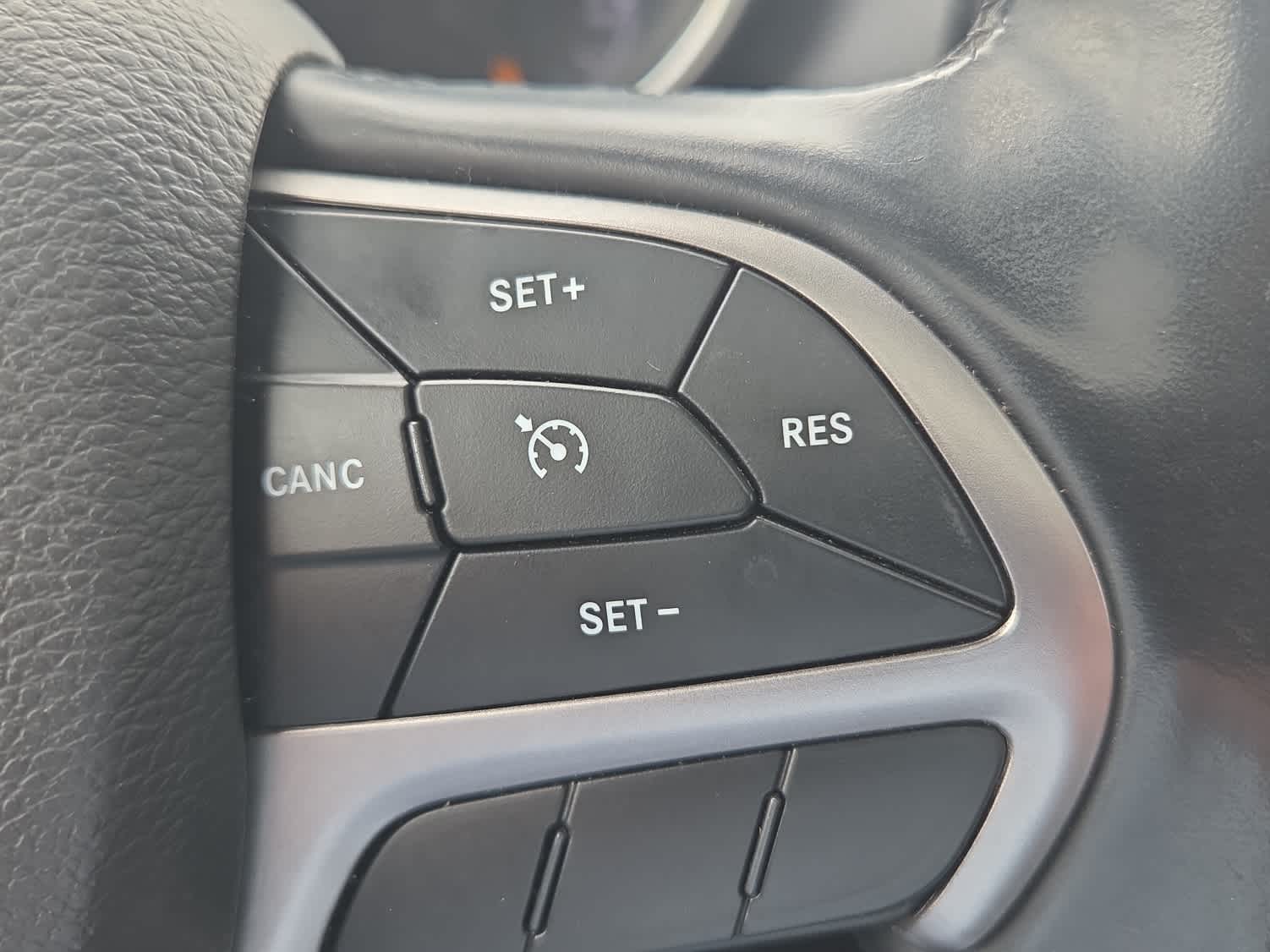 2020 Jeep Grand Cherokee Altitude - Photo 23