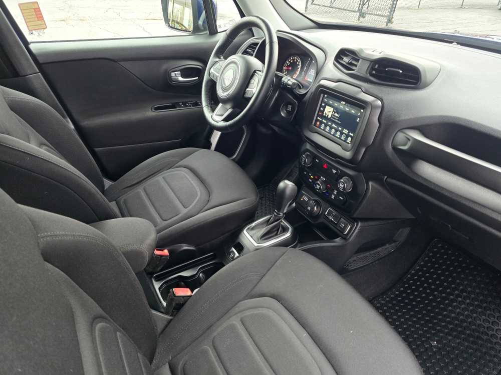 2019 Jeep Renegade Latitude - Photo 16