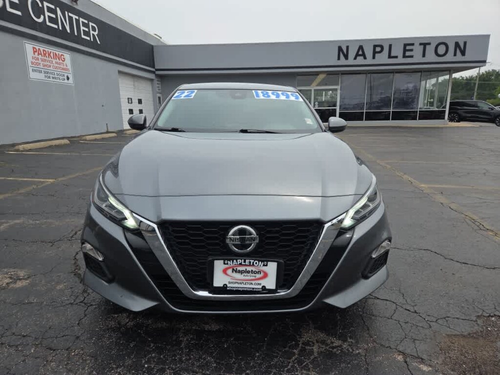Used 2022 Nissan Altima 2.5 SV Sedan