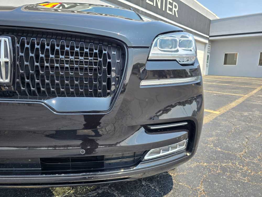 2022 Lincoln Aviator Reserve photo 3