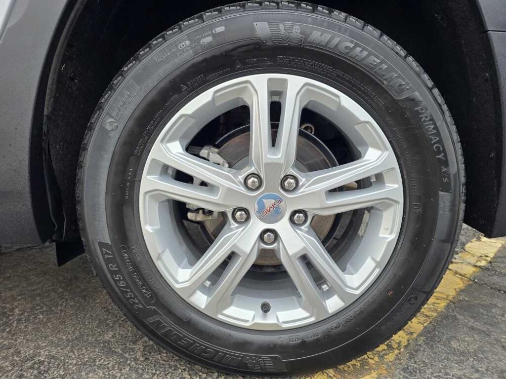 Used 2023 GMC Terrain SLE FWD