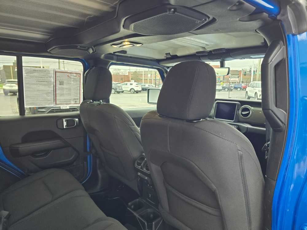 2023 Jeep Wrangler 4-Door Sahara - Photo 32