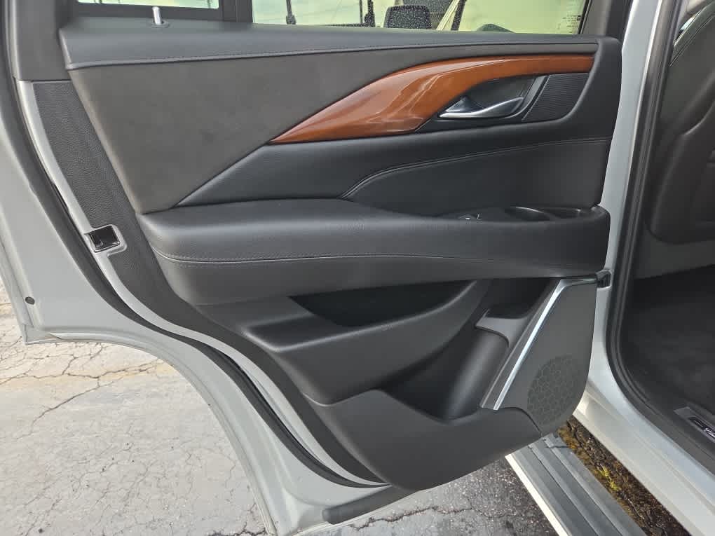 2018 Cadillac Escalade Premium Luxury - Photo 19
