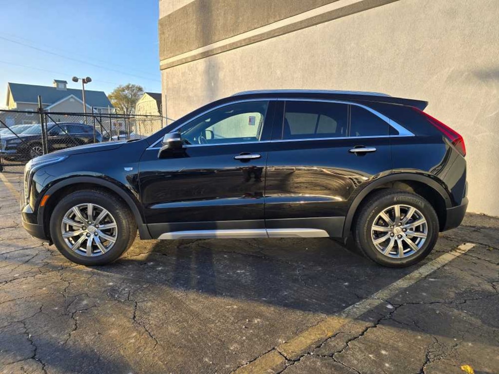 Used 2023 Cadillac XT4 AWD Premium Luxury