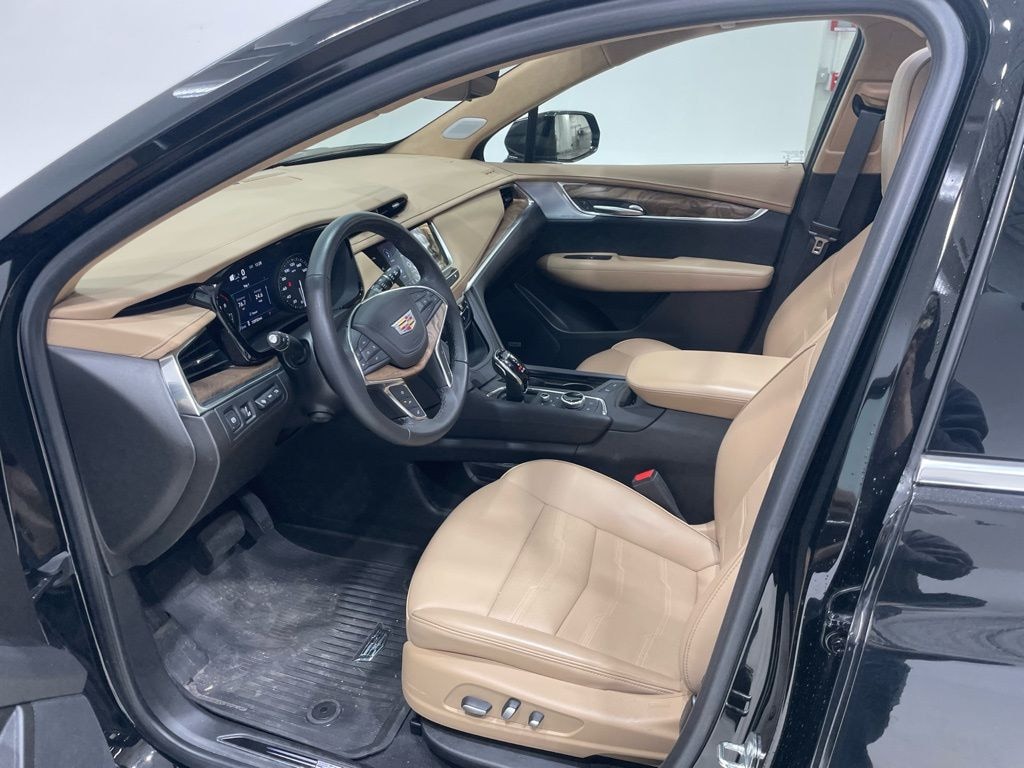 Used 2023 CADILLAC XT5 Premium Luxury SUV
