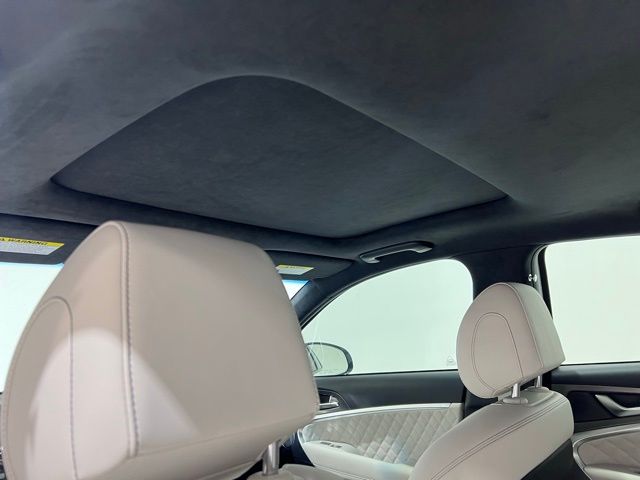 2025 GENESIS G70 Sport Advanced - Photo 10