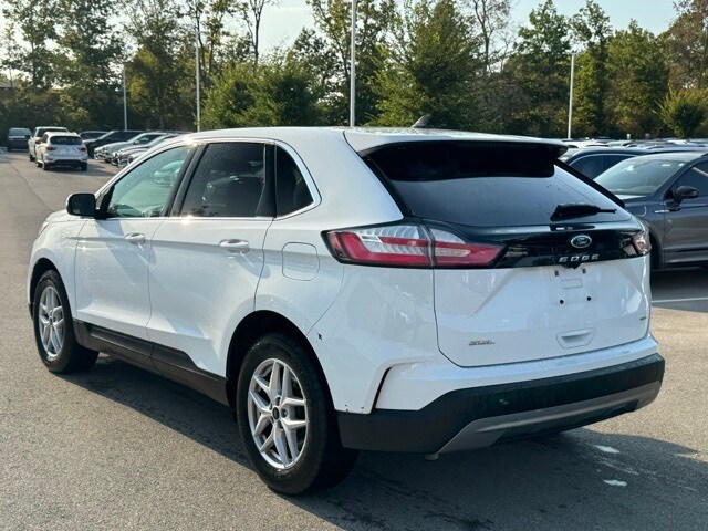 2024 Ford Edge SEL photo 3