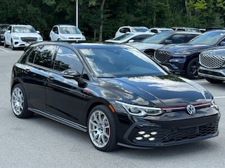 2024 Volkswagen Golf GTI 2.0T SE Hatchback