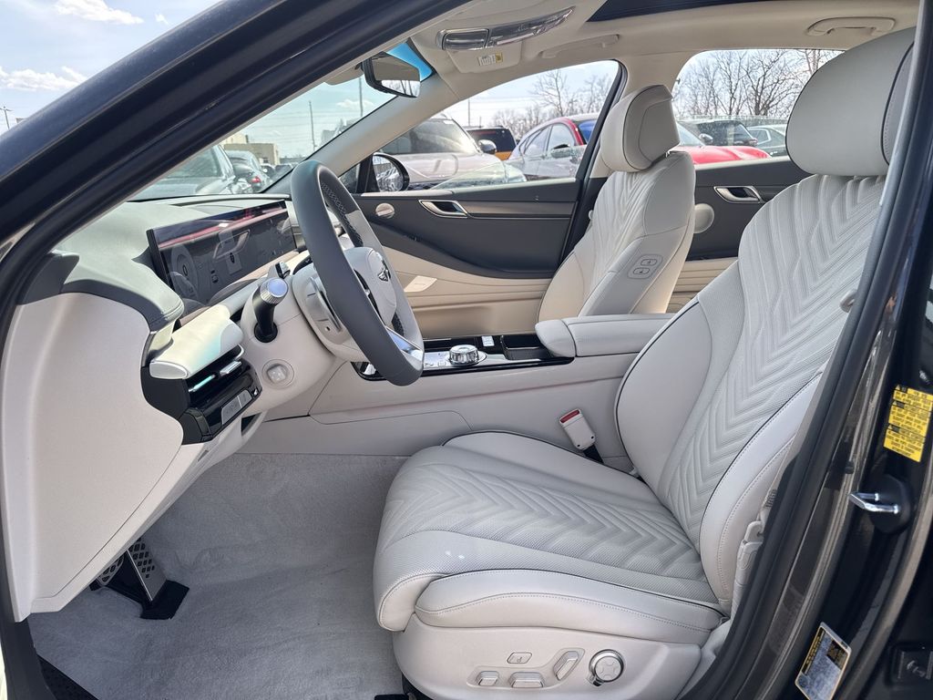 2025 GENESIS G80 Sport Prestige - Photo 12