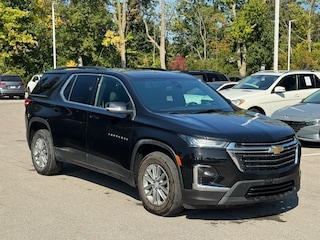 2023 Chevrolet Traverse LT Cloth w/1LT SUV