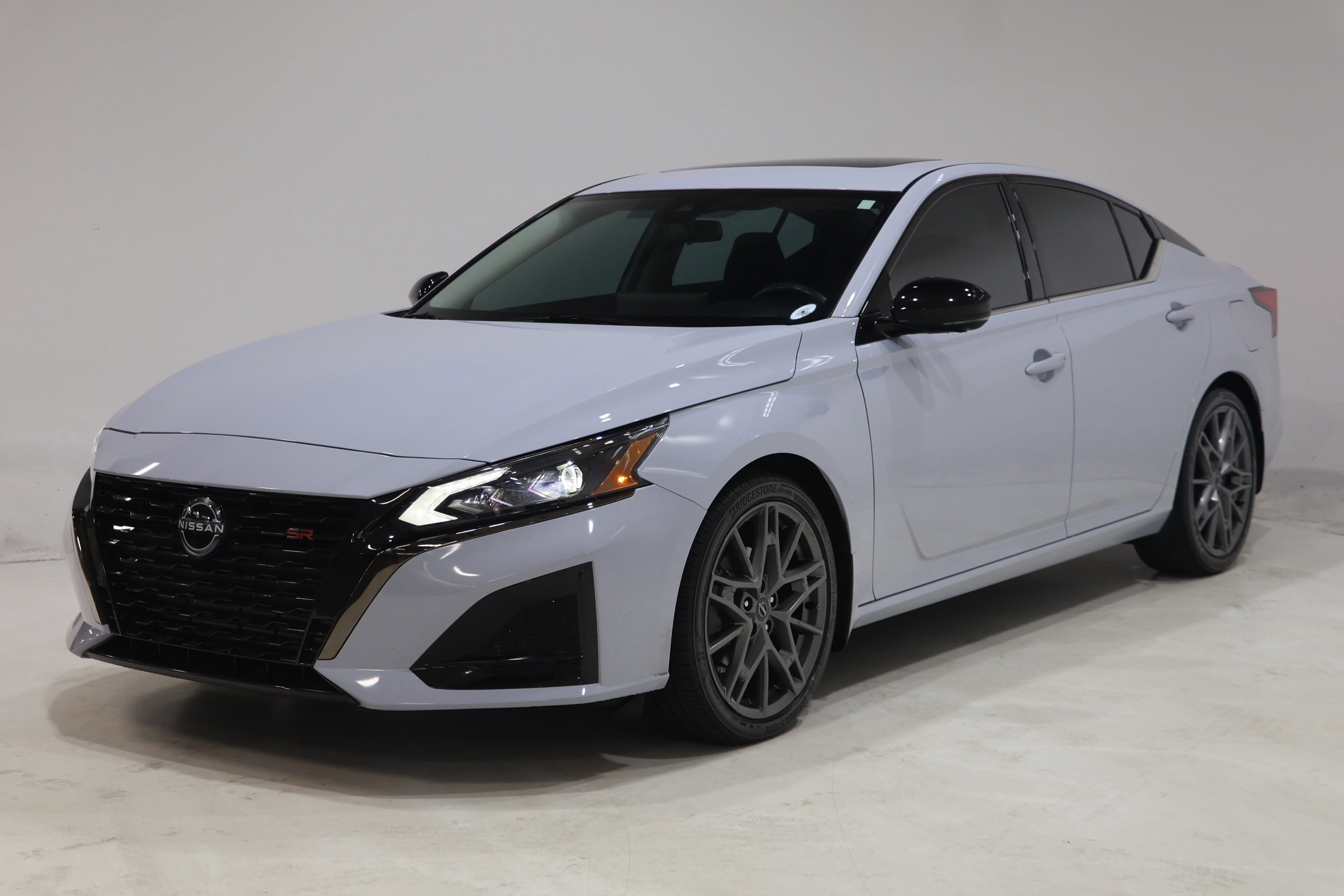Used 2023 Nissan Altima SR VC-Turbo Sedan